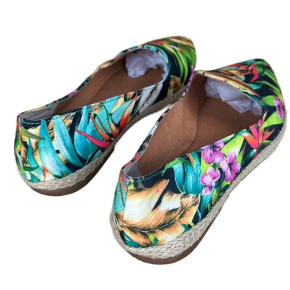 Seychelles Women's Browse Ballet Flat In Tropical Print Size 8.5 - Picture 2 of 5